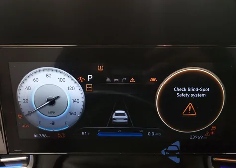 2025 Hyundai Elantra Sel from USA, damaged, VIN KMHLS4DG4SU878141